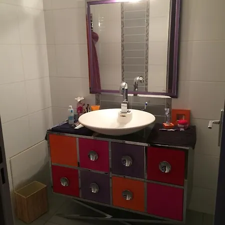 アパート Proche Victoire ボルドー