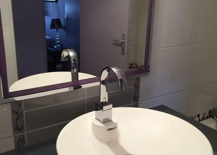 Апартаменты Proche Victoire *